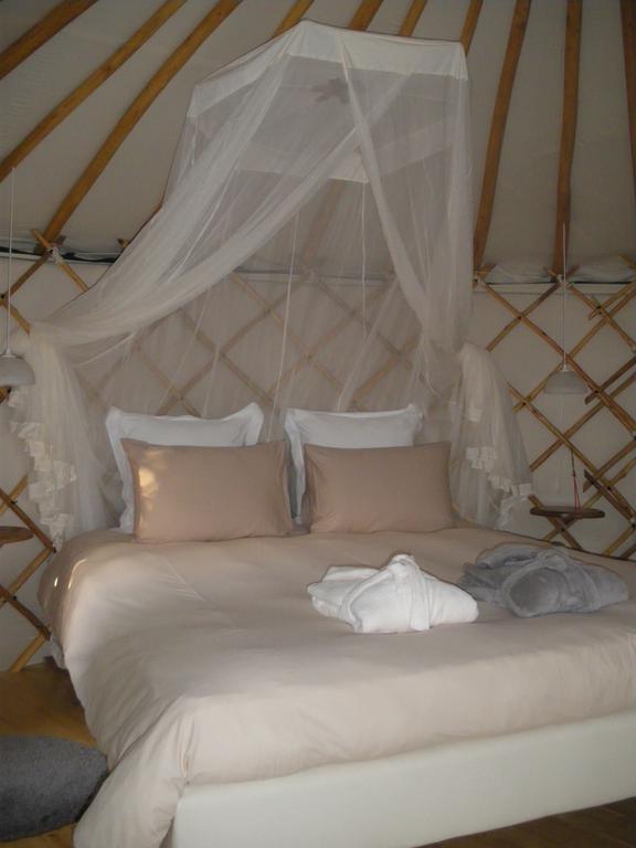 Bed and Breakfast Mira Ceti Yurt Сет Екстер'єр фото